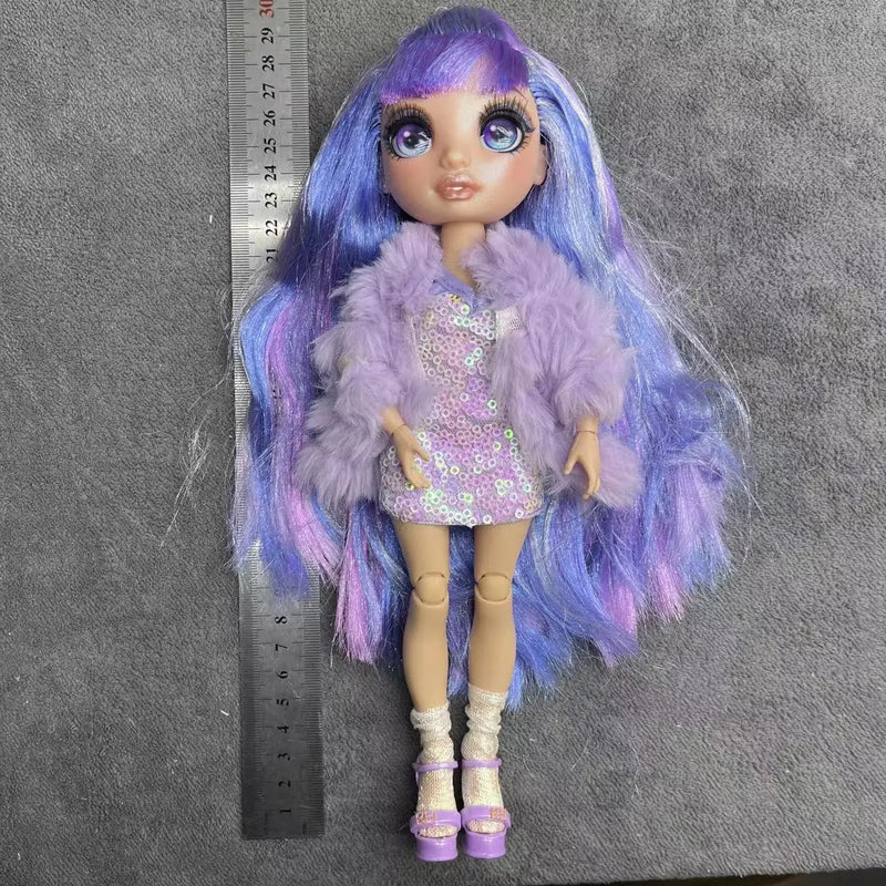 Boneca irmã mais velha 28 cm