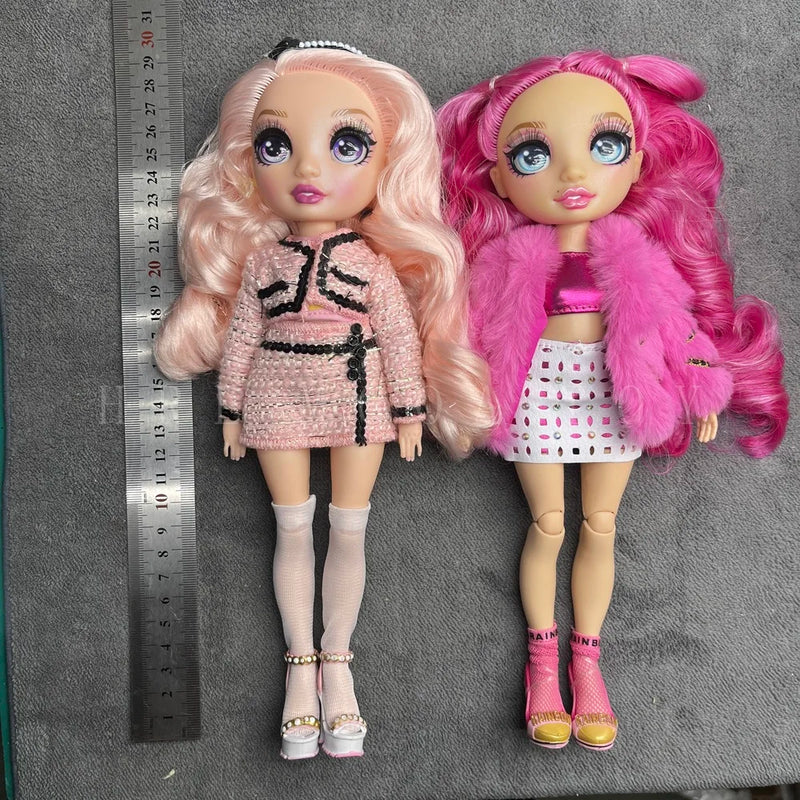 Boneca irmã mais velha 28 cm