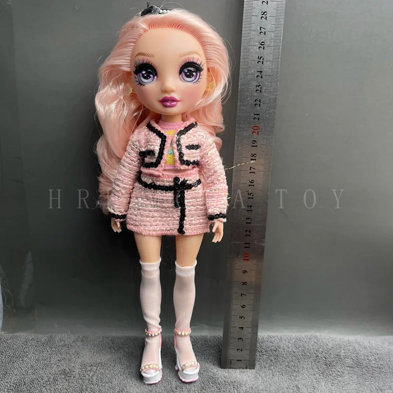 Boneca irmã mais velha 28 cm